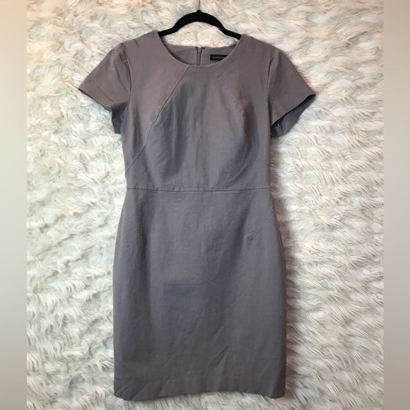 Banana Republic Dresses & Skirts - Banana Republic Gray Dress, Stretch, Flattering darts, Zipper, size 12P
